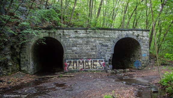 2015-05-31-geocaching-NJ-tunnels-5